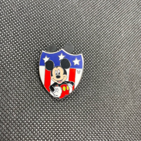 Disney | Accessories | Mickey Mouse American Flag Hidden Mickey Trading ...